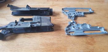 Image 2 for Upper en lower reciever M4 met passende gearbox shell V2