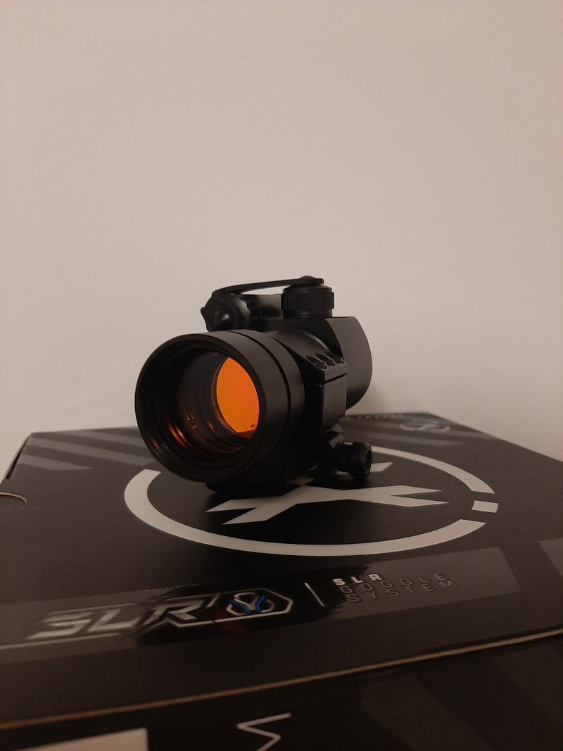 Image 1 for Aim-o red dot optic