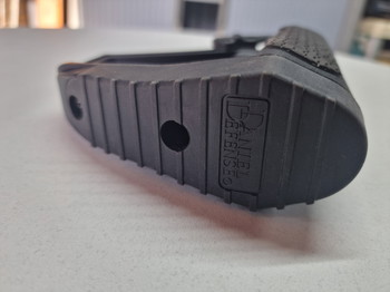 Image 2 pour Daniel Defense buttstock