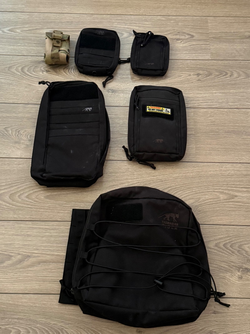 Bild 1 für Allerlei tasmanian tiger pouches + WAS grenande pouch
