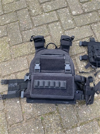 Afbeelding 3 van VIPER VX BUCKLE UP PLATE CARRIER + POUCHES