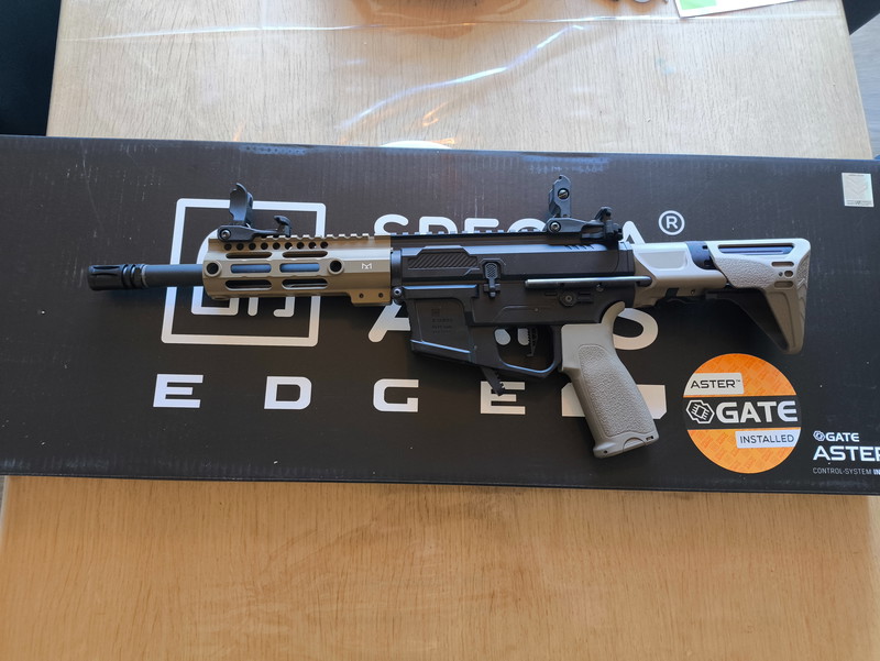 Bild 1 für SA-X01 EDGE 2.0 airsoft SMG - Half-tan NIEUW