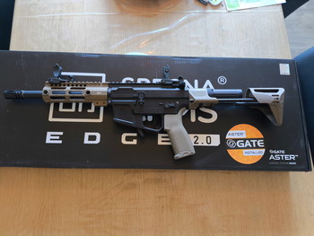 Bild 3 für SA-X01 EDGE 2.0 airsoft SMG - Half-tan NIEUW