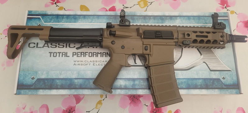 Image 1 for Classic Army M4 SBR AEG NIEUW