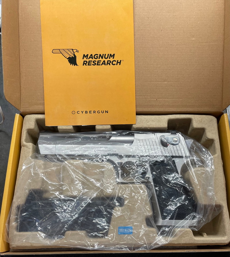Afbeelding 1 van WE Cybergun Desert Eagle full Metal