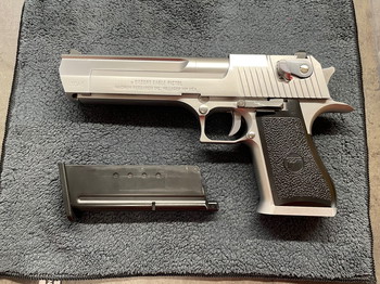 Afbeelding 2 van WE Cybergun Desert Eagle full Metal