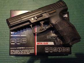Image for Heckler & Koch VP9 Umarex metall 6mm 0,5 joule authentic replica