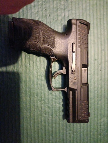 Image 4 for Heckler & Koch VP9 Umarex metall 6mm 0,5 joule authentic replica