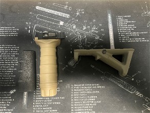 Image for 2x picatinny front grips