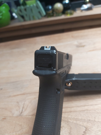 Bild 4 für Umarex glock 17 2 magazijnen