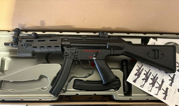 Afbeelding 5 van MP5 ICS met flashlight