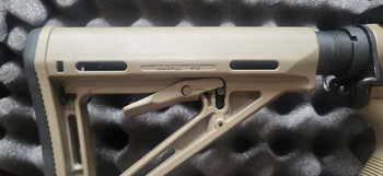Image 6 pour Magpul M4 with Daniel Defence handguard