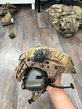 Image for Helm met cover en earmor m32