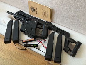 Afbeelding van Krytac Kriss Vector AEG (as new) +3 mags + 2 lipo