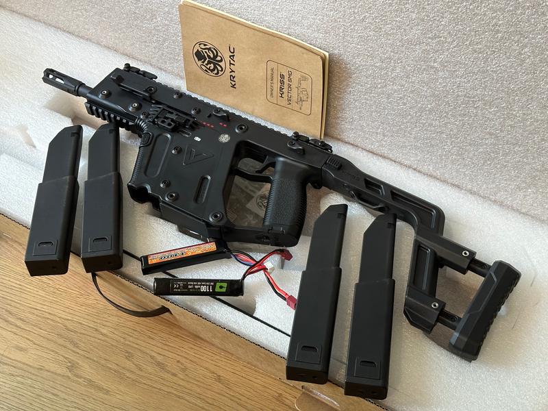 Image 1 for Krytac Kriss Vector AEG (as new) +3 mags + 2 lipo