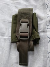 Image pour Warrior Assault Systems Smoke Grenade Pouch OD Green
