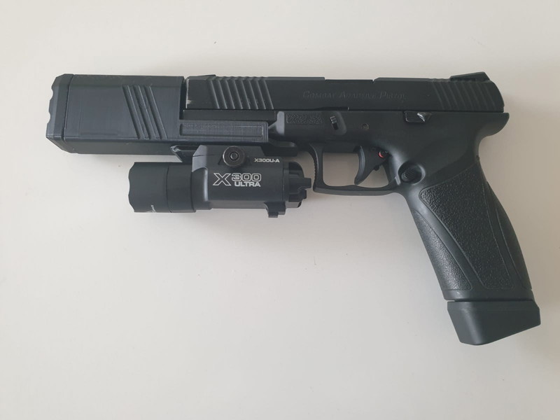 Bild 1 für Combat Adaptive Pistol