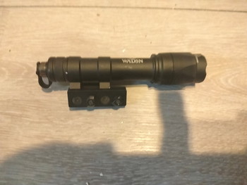 Imagen 2 de WADSN DBAL-A2 Red Dot IR Laser Full Metal + WADSN M600C Flash Light 600 Lumen