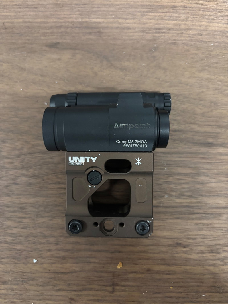 Image 1 for Aim pount t2 replica + pts riser