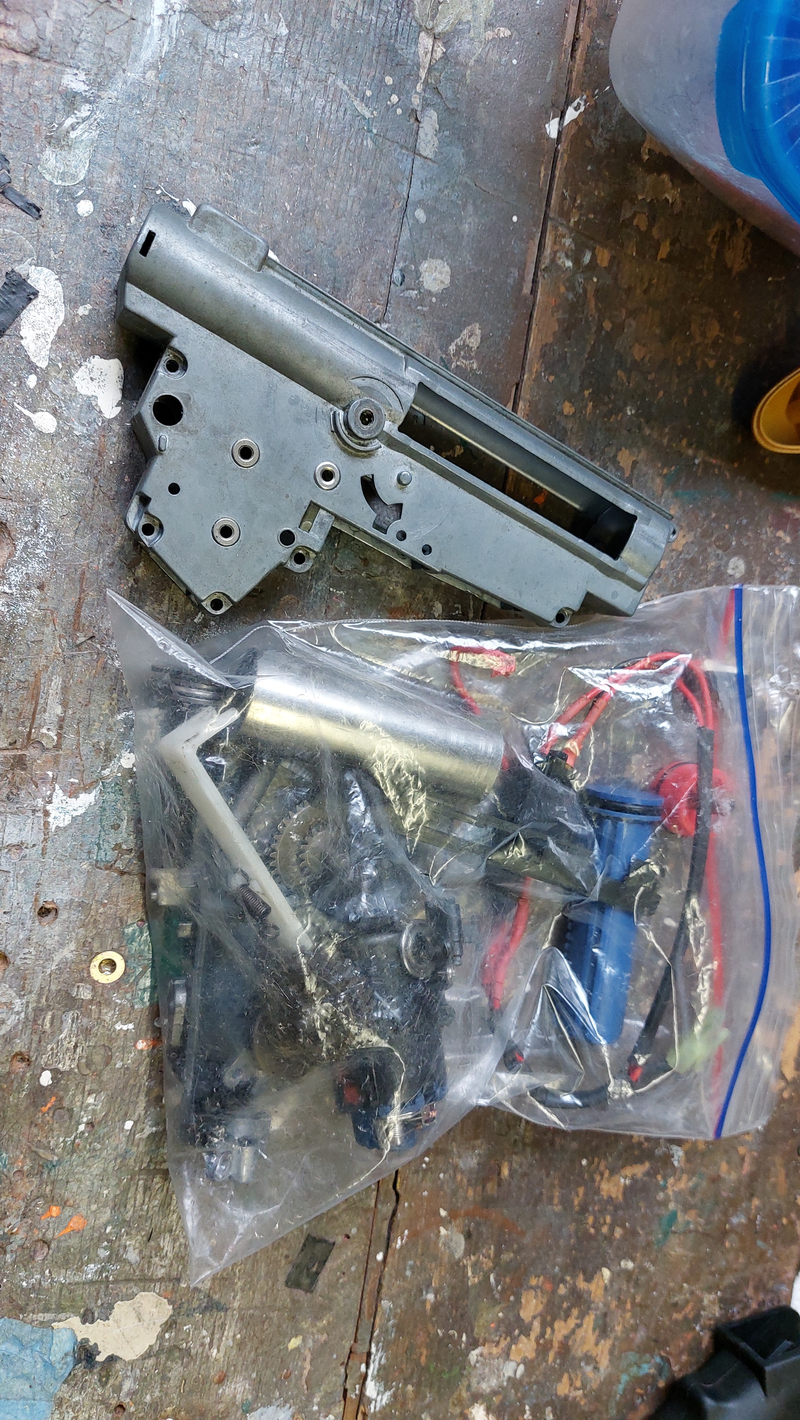 Image 1 pour Ak gearbox and parts