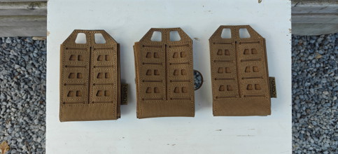 Afbeelding van 3x Novritsch Low Profile Assault Rifle Magazine Pouch Coyote Brown