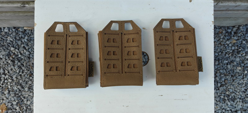 Afbeelding 1 van 3x Novritsch Low Profile Assault Rifle Magazine Pouch Coyote Brown