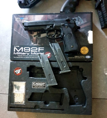 Imagen 6 de Starterpakket M 9 tokyo marui en CM 16 SRL