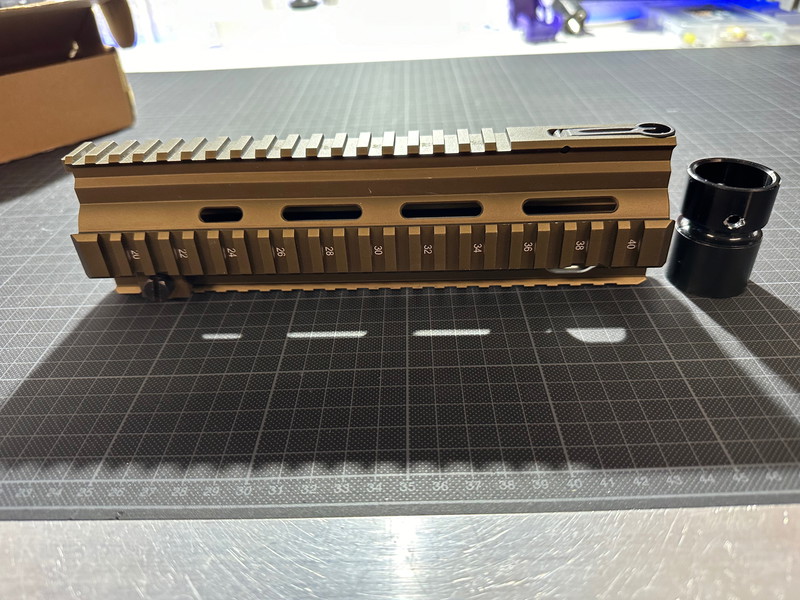 Afbeelding 1 van Handguard vfc ral 8000