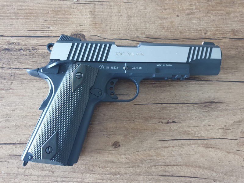 Image 1 pour COLT1911 Rail gun dual tone ( nieuw in doos )