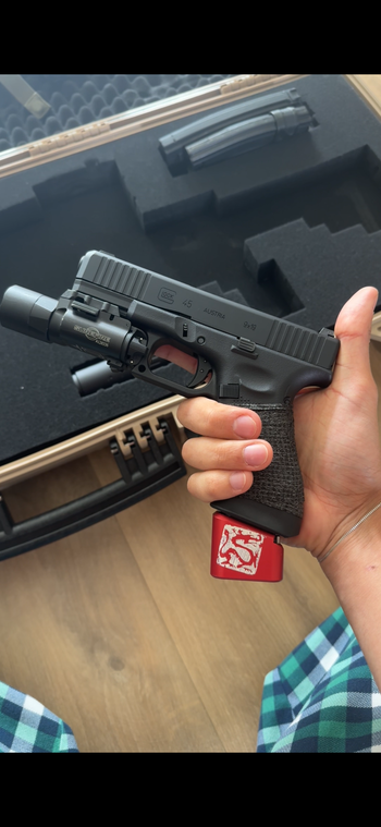 Afbeelding 3 van TM Glock 17 with Agency Arms slide kit