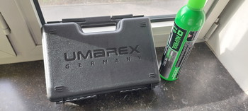 Image 2 for Glock 17 gen 4 + hard case + gas bottle + speedloader