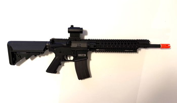 Afbeelding 4 van M4 REC7 with Red Dot