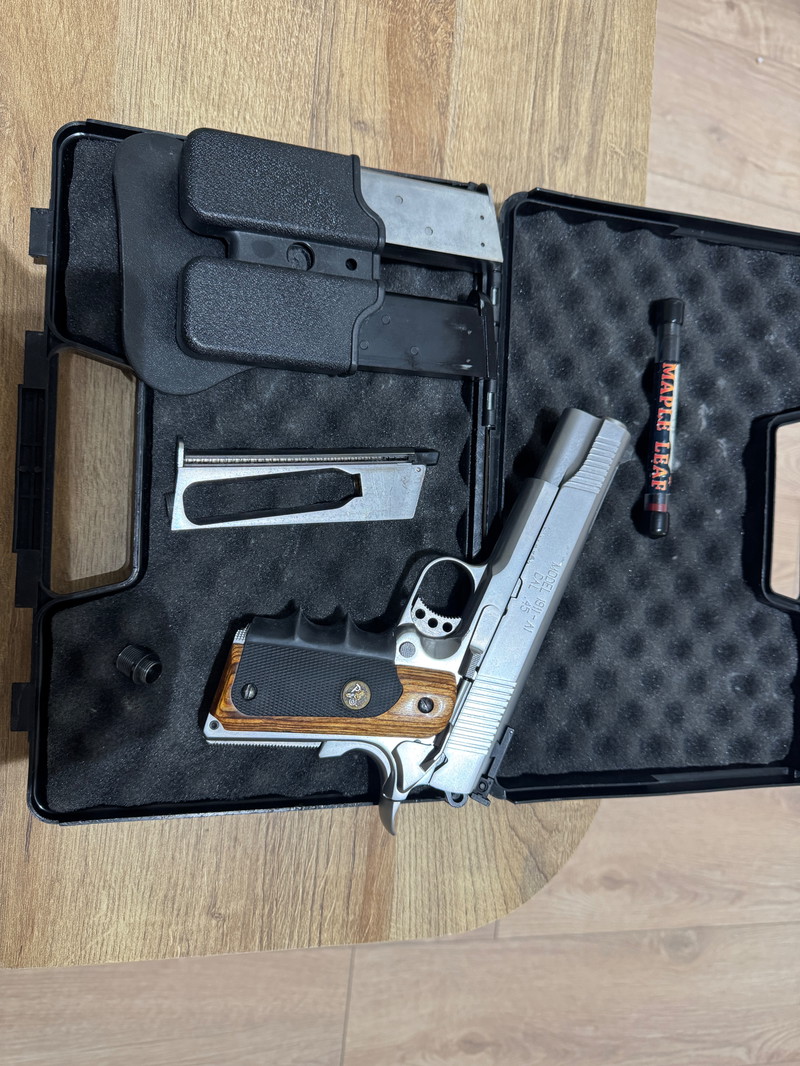 Afbeelding 1 van 1911 | aw custom NE1201| upgraded maple leaf