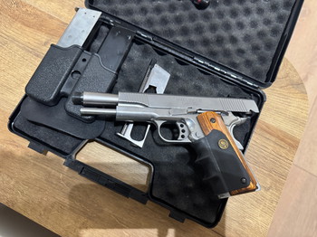 Afbeelding 4 van 1911 | aw custom NE1201| upgraded maple leaf