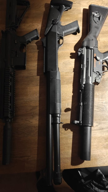 Image 3 for 3x Gebruikte replicas, mp5, springer shotgun, lege 416 shell