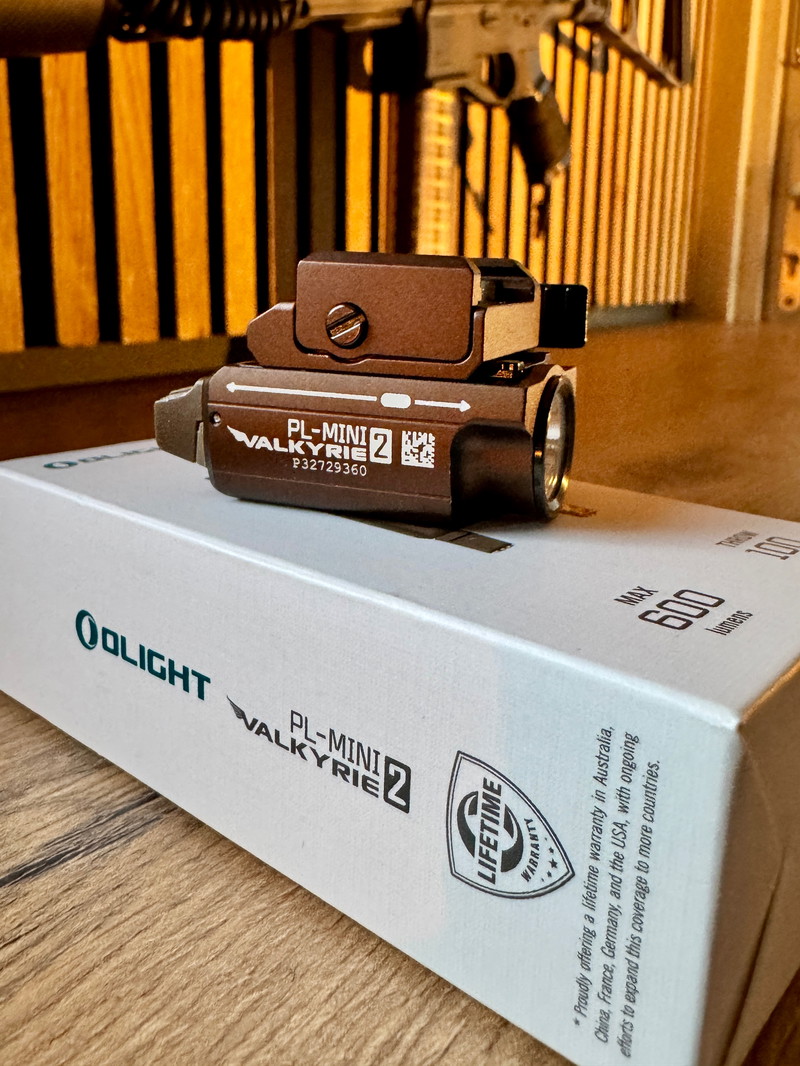 Image 1 pour Olight PL-MINI 2 Valkyrie