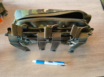 Afbeelding 2 van Admin/triple m4 pouch multicam