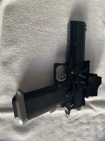 Imagen 3 de We HI- Capa Force GBB+ 3 kurze + 2 lange Magazine Ausstellungs Stück