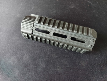 Imagen 2 de ICS MP5 / CES-P Picatinny Handguard