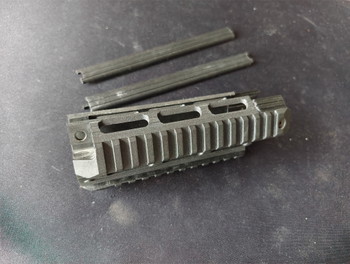 Imagen 3 de ICS MP5 / CES-P Picatinny Handguard
