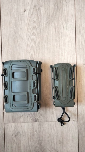 Image 2 for M4 and pistol belt pouche.