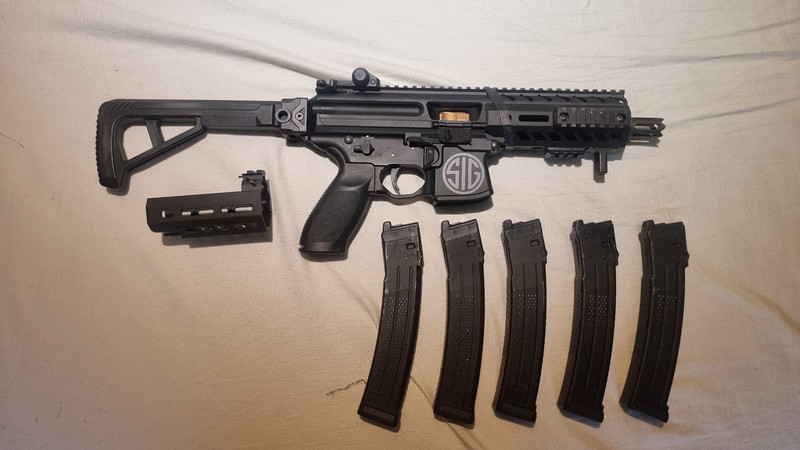 Image 1 for APFG MPX GBBR met 5 magazijnen, bronze bolt carrier upgrade, foldable stock en korte front handguard