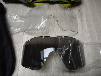 Image 2 for Gebruikte bril met 2 nieuwe lenzen