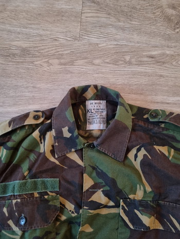 Afbeelding 2 van Nl-camo kleding + invader gear vest