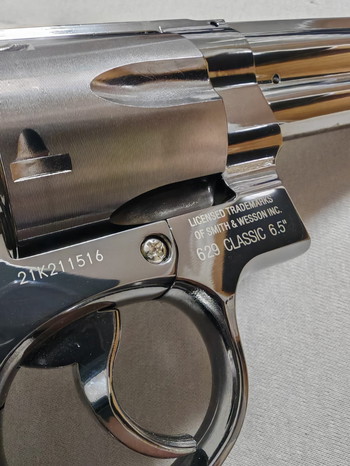 Image 4 for Smith & Wesson 629 Classic 6.5 inch full metal CO2 revolver 6mm BB chrome finish
