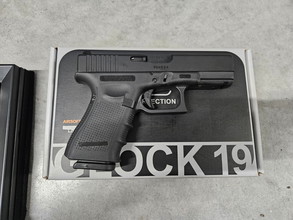 Image pour Ongebruikte GBB Glock 19 Gen 4. + toebehoren