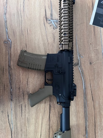 Image 5 for DD SA-E19 Chaos Bronze Carbine Replica
