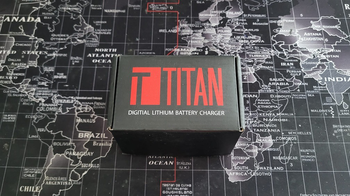 Afbeelding 2 van TITAN Li-Ion/LiPo Oplader (Met UK Stekker)