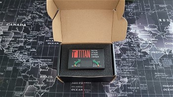 Image 3 for TITAN Li-Ion/LiPo Oplader (Met UK Stekker)