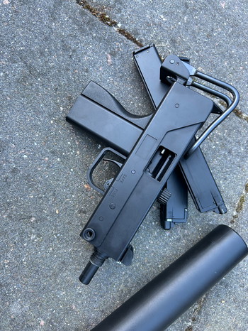 Image 3 for Mac-11 with extra mag